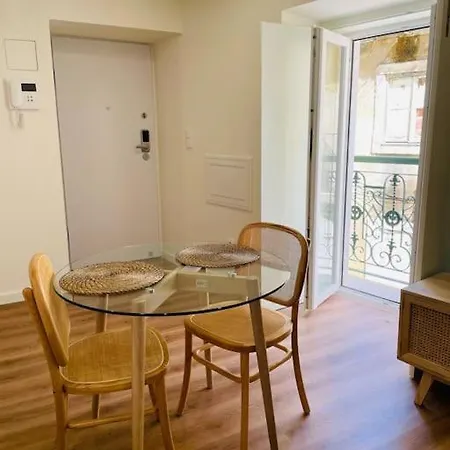 Apartment Graceful 1bdr 141 Lisbon